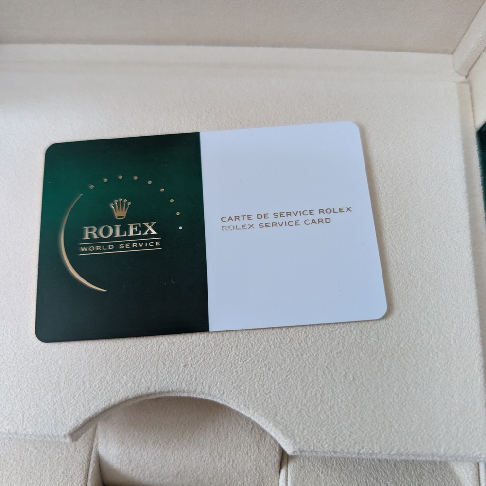 Rolex Green Wave Leather Watch Box with Gold Crown Accent - Picture 3 of 4